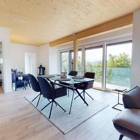 Modernes Ferienhaus Mit Panoramablick Rosegg Exterior foto